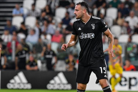 尤文官方：加蒂右膝内侧半月板损伤，需要接受手术治疗