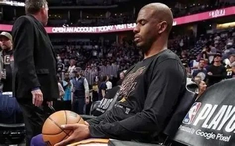 快船就这样对待保罗？！