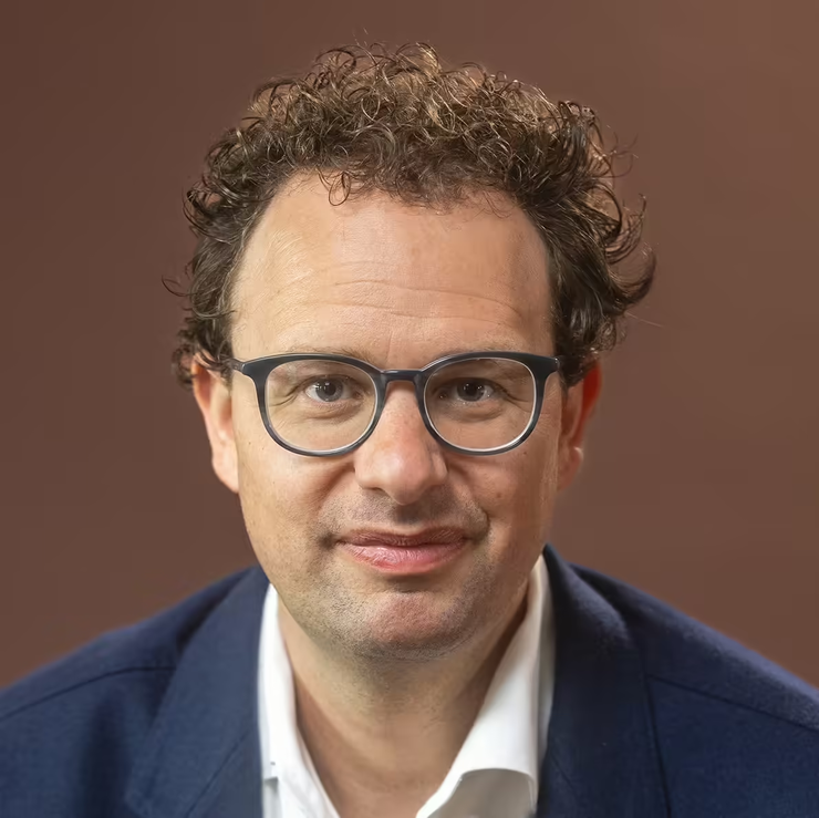 新东方员工发文吐槽「加班成奴」，账号被秒封！公司回应；负债238亿拟花1.8亿炒股？乐视网：被误读；美光停止向消费者销售存储产品