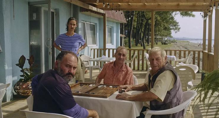 独家丨AWS 大中华区多重调整进行时：行业线洗牌，L8高管变动，降本式裁员