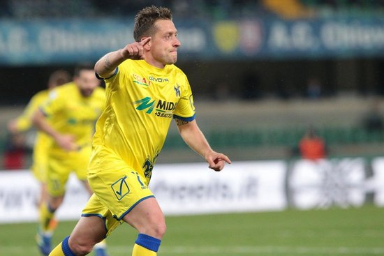 前国脚：斯帕莱蒂执教尤文成效显著，本轮尤文那不勒斯将血战到底