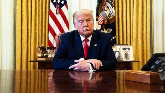 美国经济“K型”增长加剧贫富分化，特朗普加紧布局中期选举