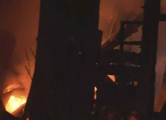 日本再地震！强震已致多人受伤，震中附近发生火灾，五地发布疏散令，中使馆凌晨紧急提醒