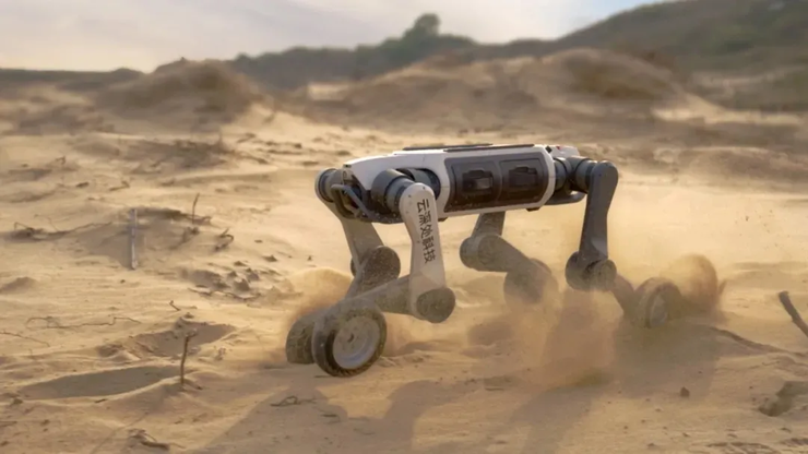 蓝战非回应遭绑架:被剥光衣服拍裸照、收集生物信息,不是自导自演;H200芯片获准出口中国,美国抽成25%;曝小米高层多人职务调整