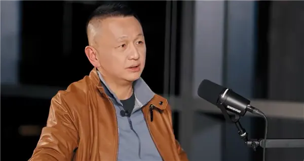 报价哄抬至1亿元!宇树、智元被曝竞逐2026春晚资格,智元机器人回应;京东斥资超34亿港元在香港买楼;某车企被曝下午三点半就下班