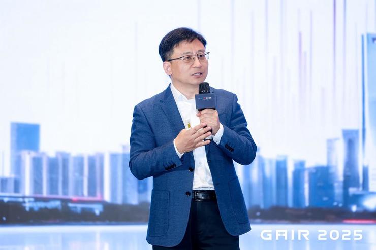 AI算力新十年：技术革新、生态协同与商业闭环，共探“下一个寒武纪”之路 | GAIR 2025