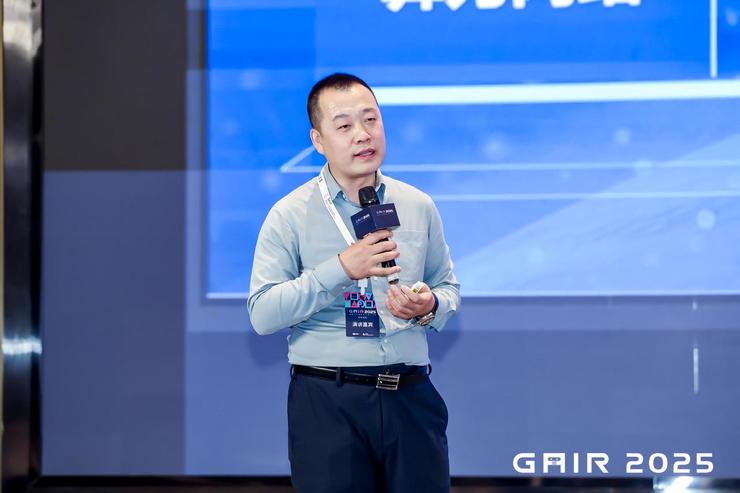 谁将定义中国智算未来？从系统可用的算力基建，到产业认可的价值闭环 ｜ GAIR 2025
