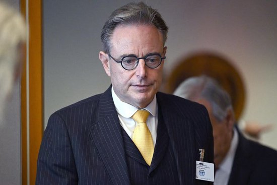 比利时首相重申反对欧盟使用俄被冻结资产