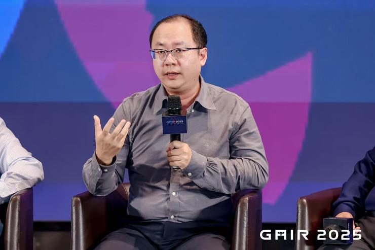 泡沫之下,人工智能产业化还有哪些方向值得「押注」? 丨GAIR 2025