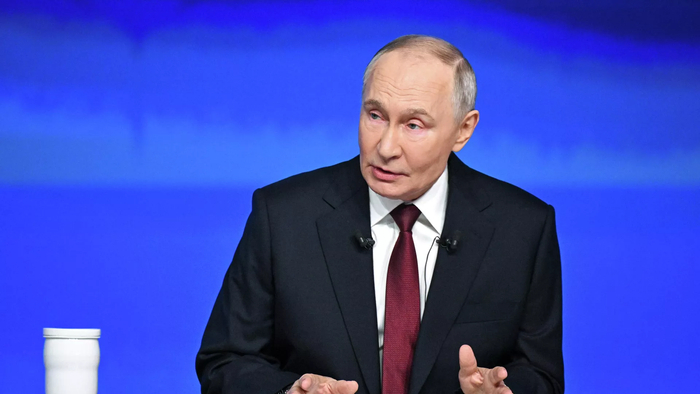 年度记者会刚开始，普京就俄乌冲突作出最新表态