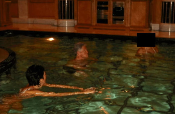 美国司法部二号人物：没有删掉爱泼斯坦案中提及特朗普的内容