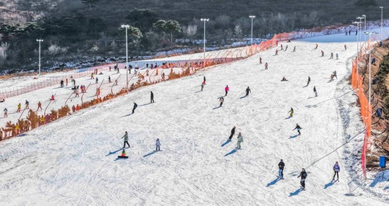 乘“冬”风再出圈 我国冰雪产业迈向高质量发展