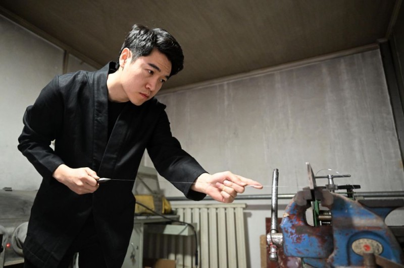 0.16毫米细的金属丝能做什么?这位“90”后给出答案