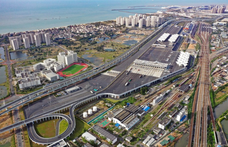 2025中国经济回眸｜在向新提质中打造发展优势――触摸中国经济高质量发展脉动