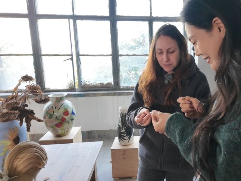 遇见中国丨将十年光阴融入景德镇的法国艺术家:文化共鸣间 他乡亦所爱