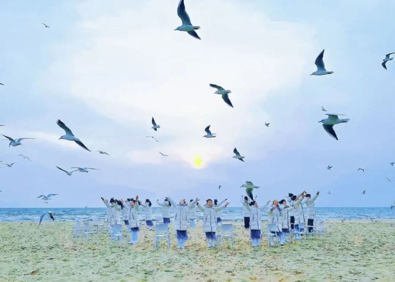 以童声 见未来――中央广播电视总台推出首届《CMG童声歌会》