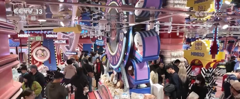 “悦己消费”持续升温带火“娃衣”大市场 开辟时尚玩偶圈新赛道