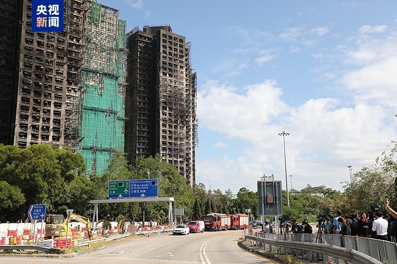 视频丨香港消防处:感谢内地驰援 下一步工作重点转向火警调查