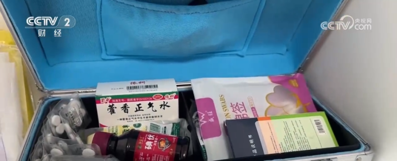 小小驿站化身冬日“避风所” 为一线户外劳动者筑起“暖身港湾”