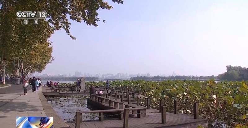 视频丨杭州灵隐飞来峰景区昨起免费开放