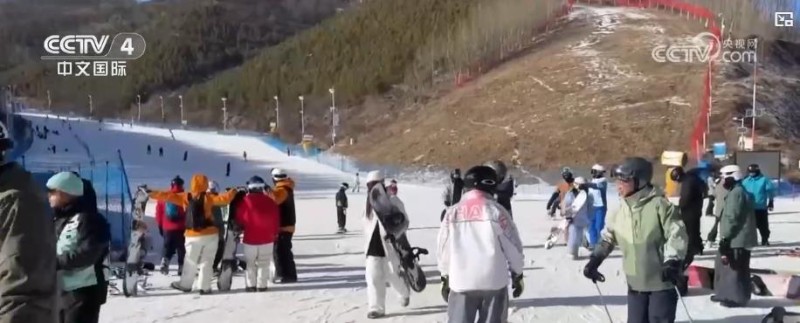 从北方雪场到南方室内：冰雪游全线升温 点燃冬季文旅消费增长新引擎