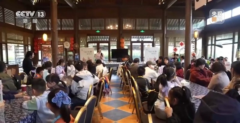 新闻周刊丨雪假、春秋假来了,学生的“新”假期到底怎么过?