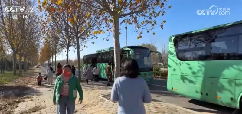 冬“鲜”上市丰富百姓“果盘子”“肉案子” 立体物流网络保障“鲜度直达”