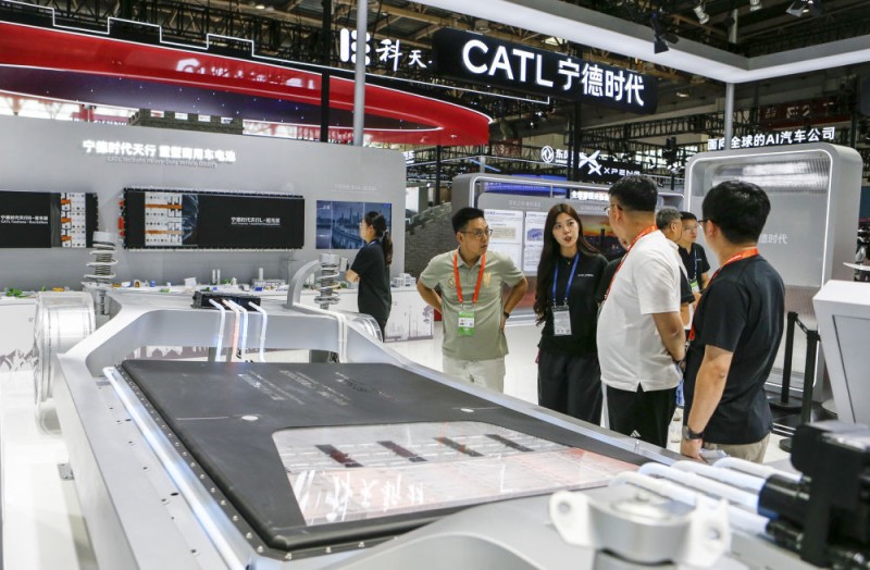 2025中国经济回眸｜筑牢发展安全根基 守住风险防控底线――解码中国经济稳健前行的底气