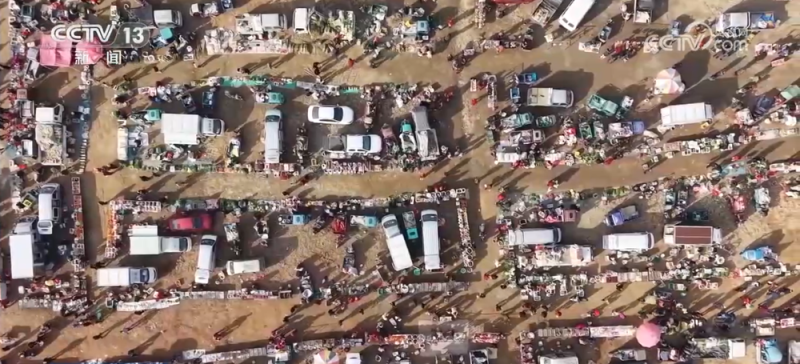 从“赶大集”到“打卡草垛迷宫” 一起感受冬日乡村生活“烟火气”