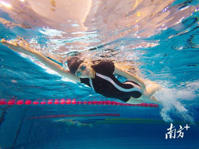 成为一束光,全盲女孩的“铁人”之路