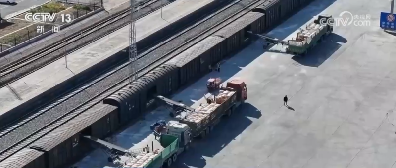 前11个月铁路运输“成绩单”出炉 “货畅其流”折射经济澎湃活力