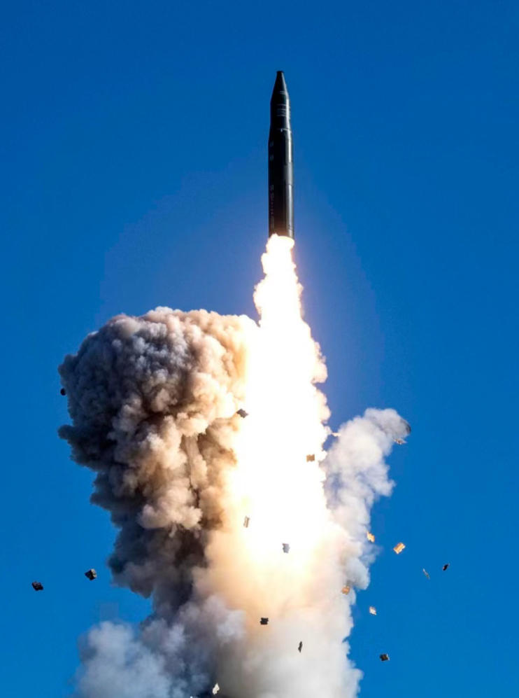 视频丨还记得去年那发洲际弹道导弹吗?遂行任务部队荣立一等功