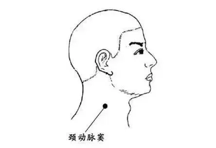 女孩因长时间穿“光腿神器”进急诊！医生提醒→