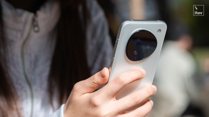 剿杀豆包手机助手，可能是互联网巨头的一次「共谋」