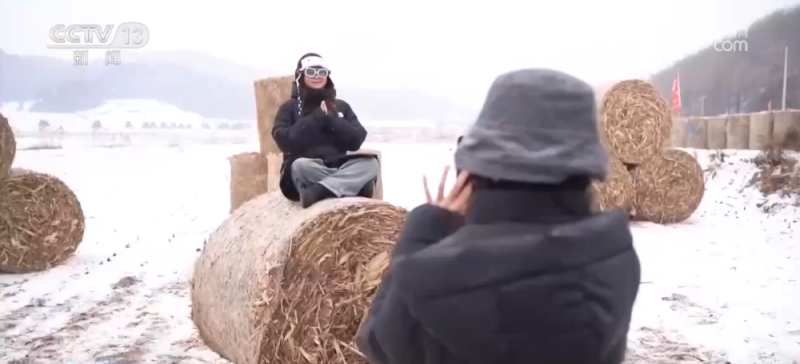 从“赶大集”到“打卡草垛迷宫” 一起感受冬日乡村生活“烟火气”