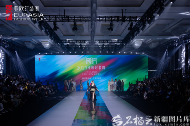 完整准确全面贯彻新时代党的治疆方略丨一根纱线“链”起富民产业