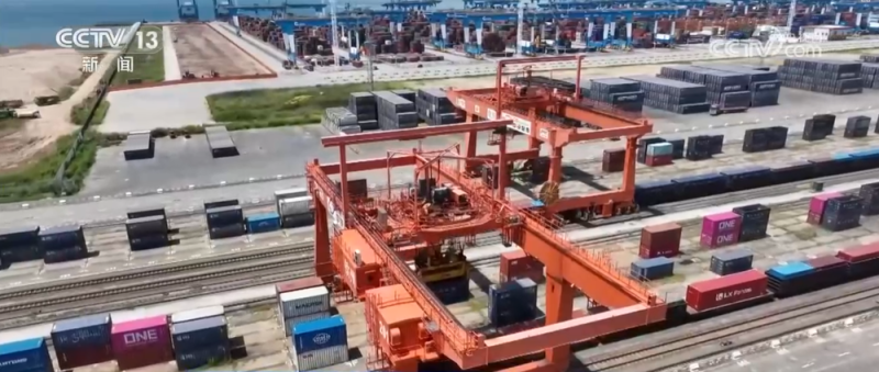 前11个月铁路运输“成绩单”出炉 “货畅其流”折射经济澎湃活力