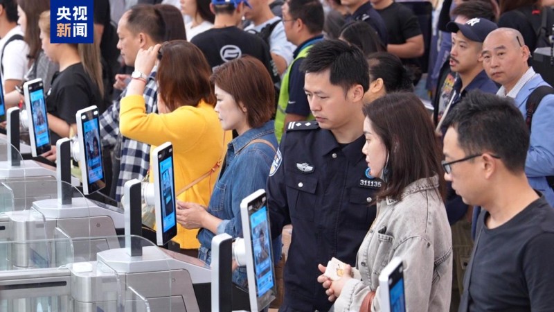 横琴口岸智能“刷脸”通关首月 超64万人次享便捷出行