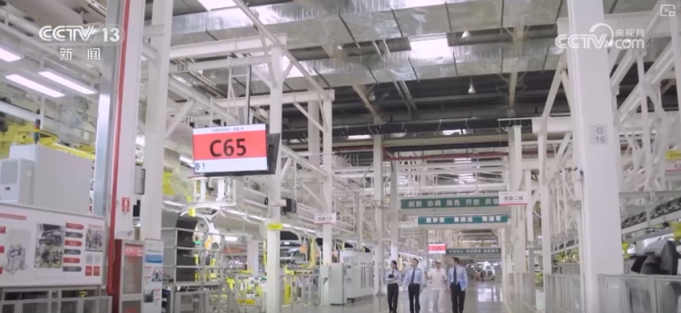 透过税收数据看亮点!沉浸式、场景式、个性化、健康类……消费新热点持续涌现