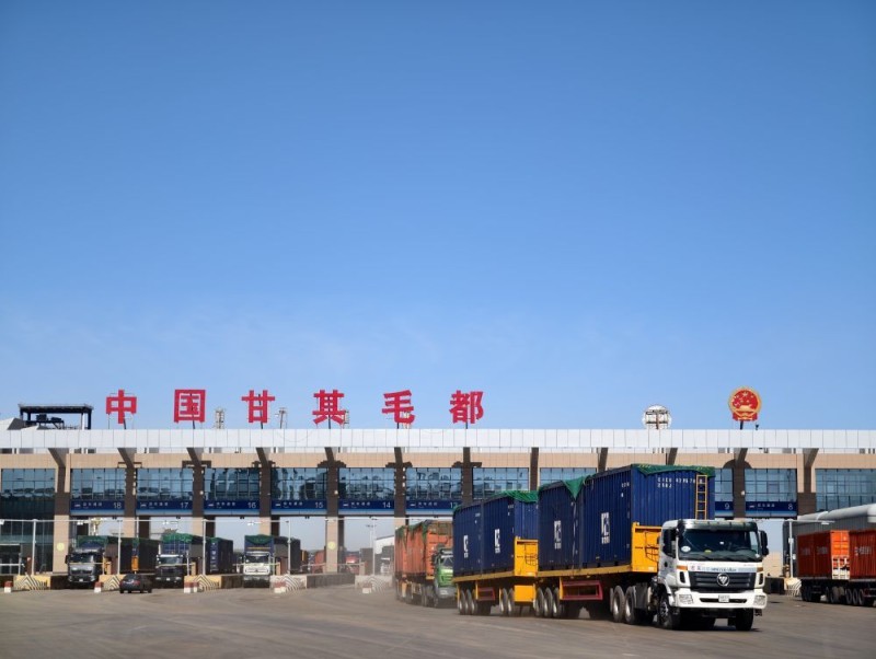 从海关数据看经济活力:货运量破亿吨 北疆陆路口岸涌动开放新活力