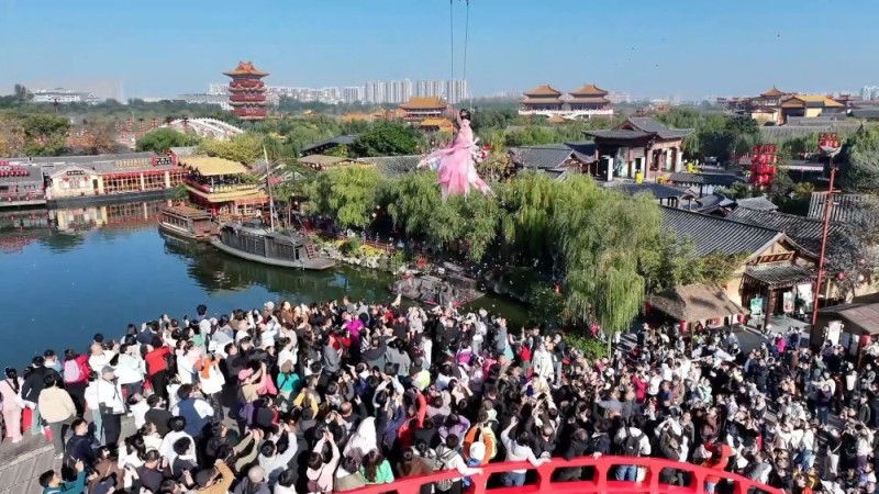 新华视点|文旅赋能消费升级 创新激活冬日经济