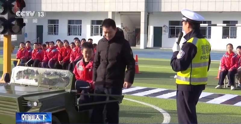 视频丨各地多样主题活动齐开展 迎接全国交通安全日到来