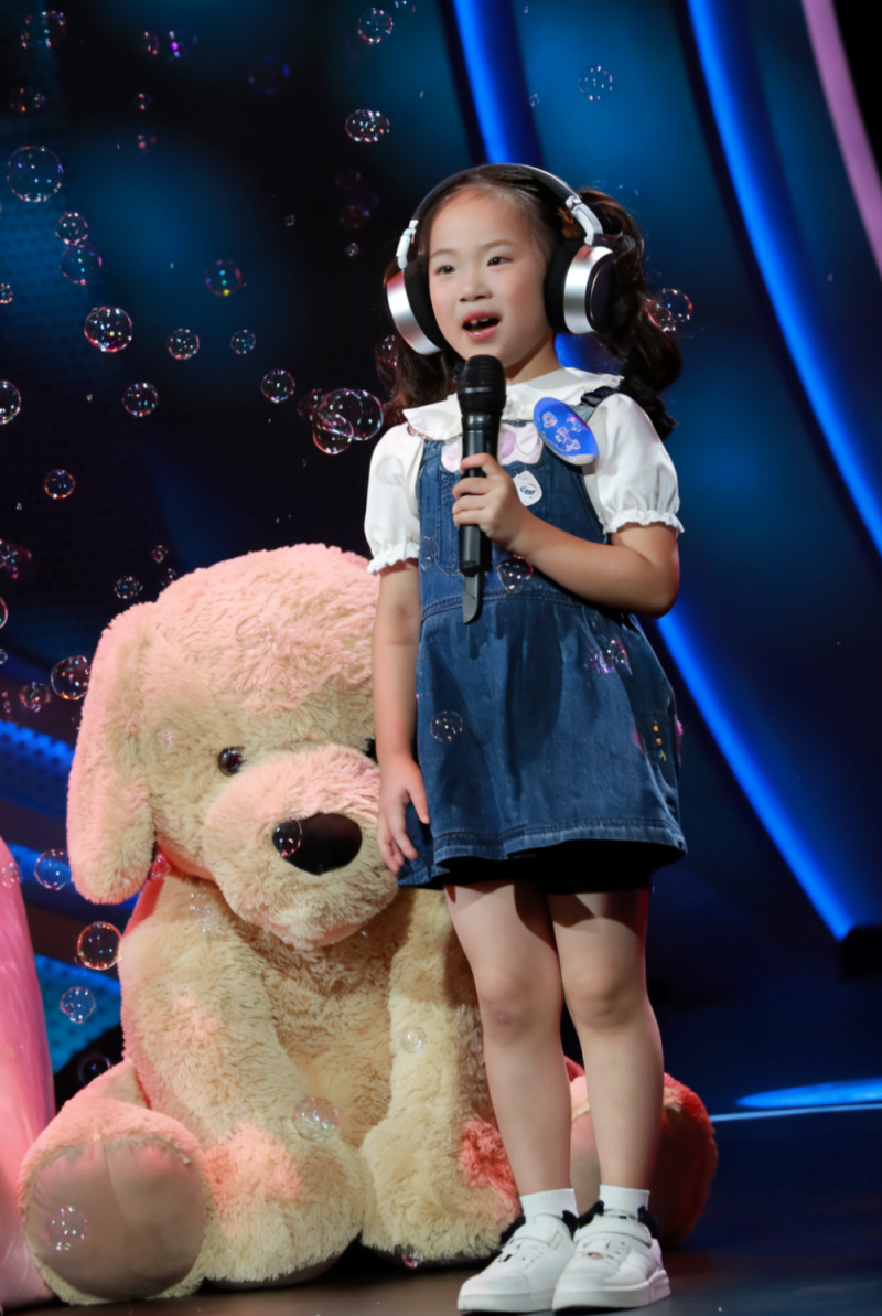 以童声 见未来――中央广播电视总台推出首届《CMG童声歌会》