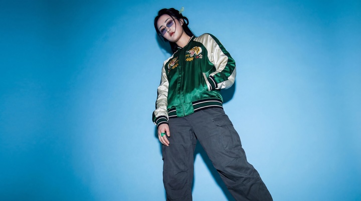 让马斯克变街头痞子、林黛玉穿潮牌，这个AI视频新玩法太上头，手把手教你秒变潮人