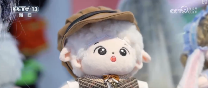 “悦己消费”持续升温带火“娃衣”大市场 开辟时尚玩偶圈新赛道