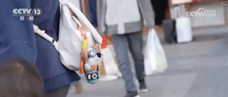 “悦己消费”持续升温带火“娃衣”大市场 开辟时尚玩偶圈新赛道