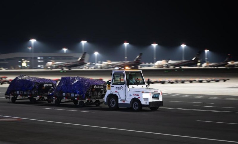 四中全会精神在基层丨花湖一夜