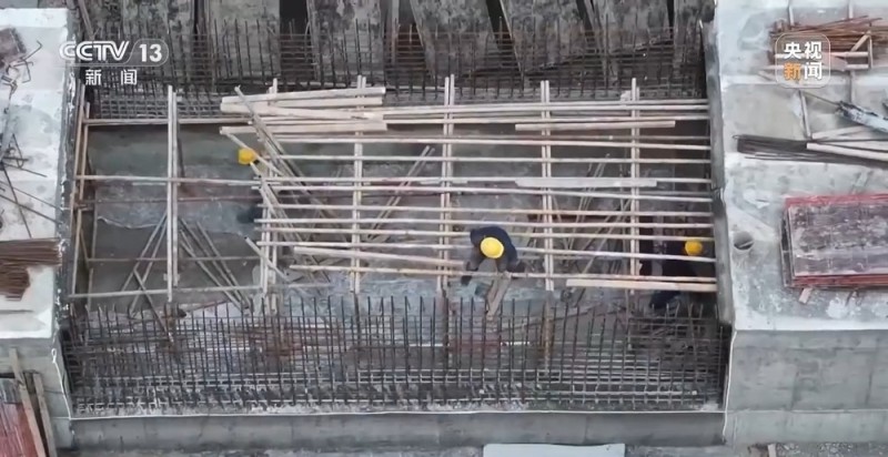 新闻周刊丨2026年中国经济向“内”求变 让老百姓“有钱花、敢花钱”