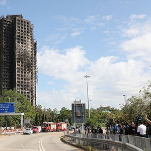 香港大埔火灾已致146人遇难 仍有100人失联