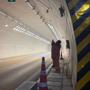 西藏那曲市比如县发生4.9级地震 消防救援人员展开排查